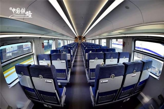 绿色复兴号动集内部设施图片 - 今日达州 - 凤凰山下 - powered by