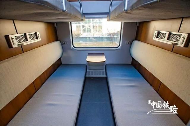 绿色复兴号动集内部设施图片 - 今日达州 - 凤凰山下 - powered by